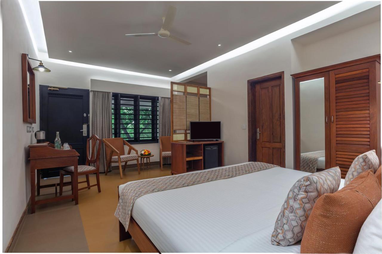Estuary Sarovar Premiere Poovar Island Екстер'єр фото