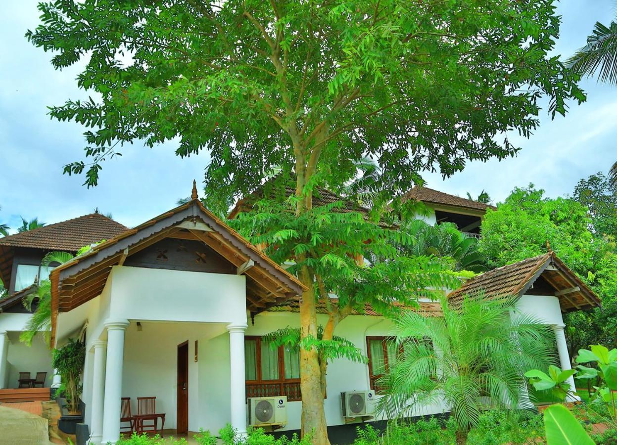 Estuary Sarovar Premiere Poovar Island Екстер'єр фото