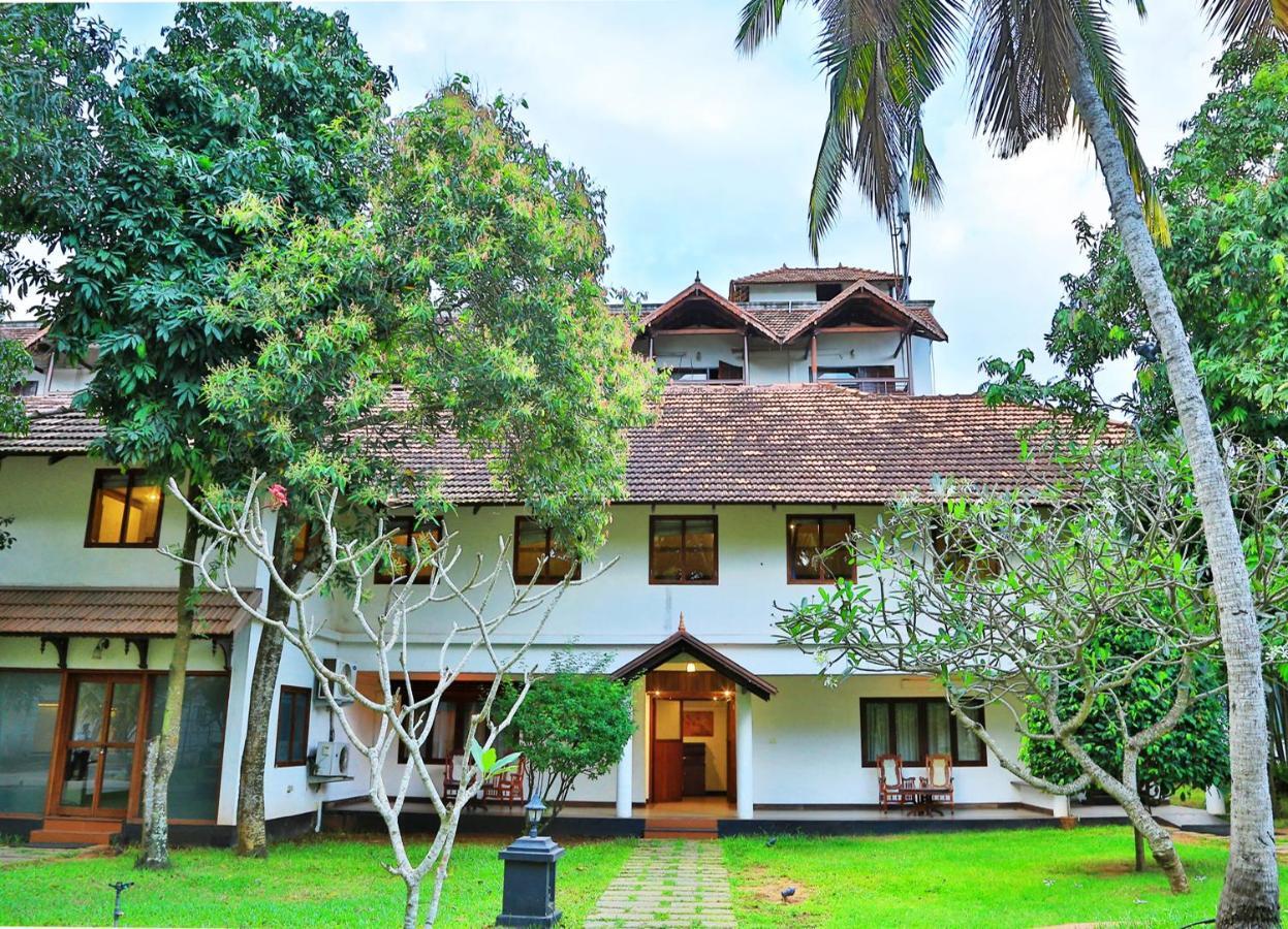 Estuary Sarovar Premiere Poovar Island Екстер'єр фото